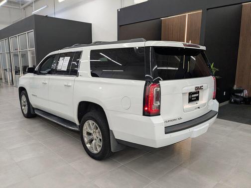 2017 GMC Yukon XL SLT