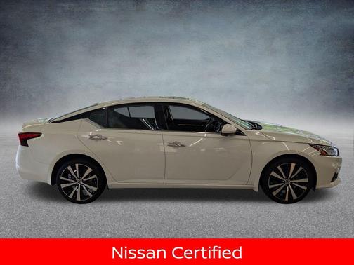 2022 Nissan Altima Platinum Intelligent AWD