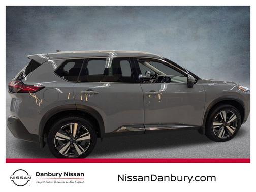 2022 Nissan Rogue SL