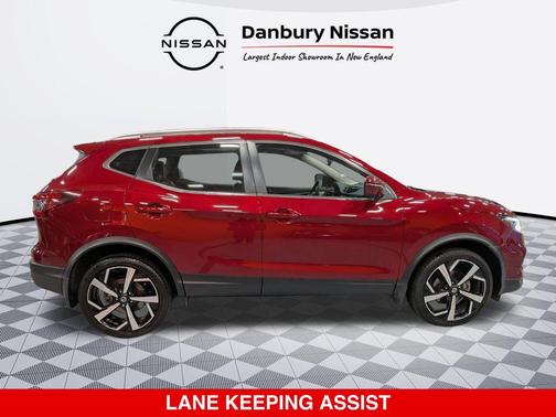 Scarlet Ember Tintcoat 2020 Nissan Rogue Sport SL