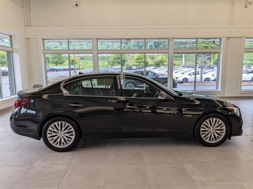 2018 INFINITI Q50 3.0t RED SPORT 400