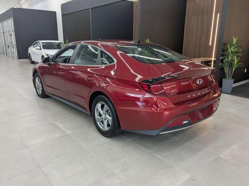 2023 Hyundai SONATA SE