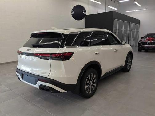 2025 INFINITI QX60 Pure