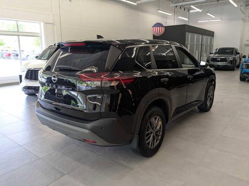 2022 Nissan Rogue S