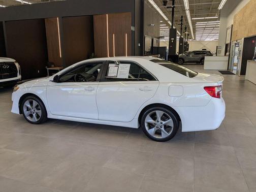2013 Toyota Camry SE