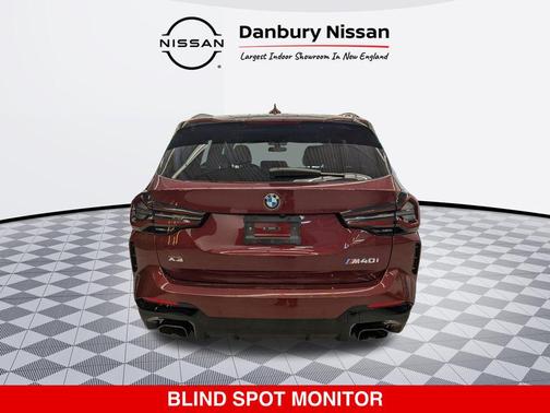 Aventurin Red Metallic 2024 BMW X3 M40i