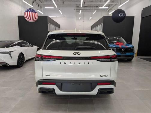 2025 INFINITI QX60 Luxe