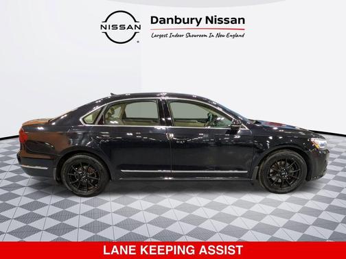 2017 Volkswagen Passat V6 SEL Premium