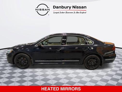 2017 Volkswagen Passat V6 SEL Premium