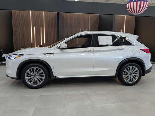 2023 INFINITI QX50 LUXE AWD