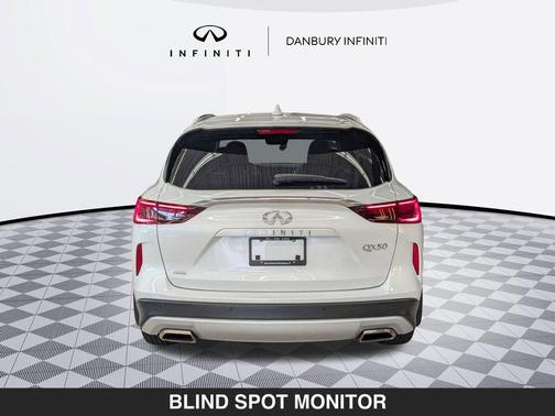 2023 INFINITI QX50 LUXE AWD
