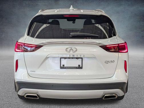 2023 INFINITI QX50 LUXE AWD