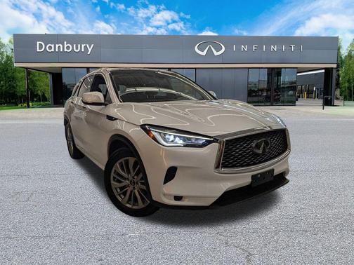 2023 INFINITI QX50 LUXE AWD