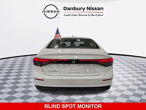 Platinum White Pearl 2024 Honda Accord EX