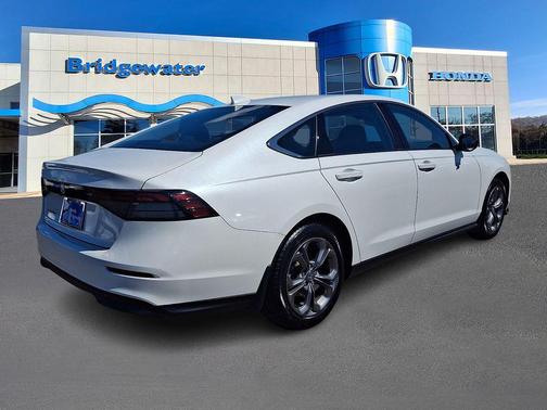 Platinum White Pearl 2024 Honda Accord EX