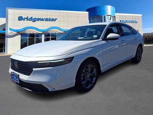 Platinum White Pearl 2024 Honda Accord EX