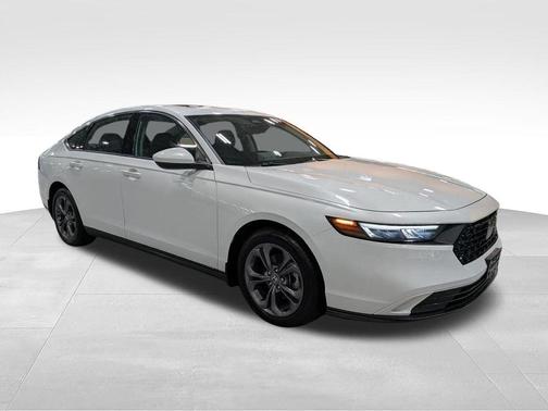 Platinum White Pearl 2024 Honda Accord EX