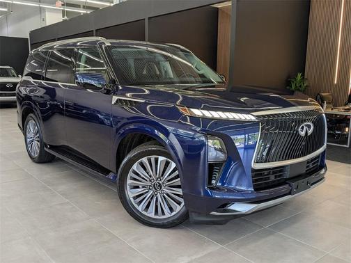 2025 INFINITI QX80 SENSORY AWD