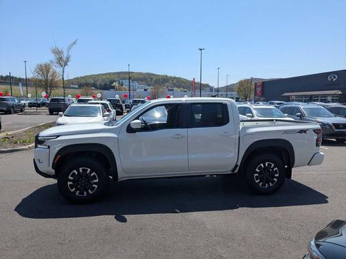 2024 Nissan Frontier PRO-4X