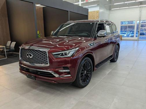 2023 INFINITI QX80 SENSORY AWD
