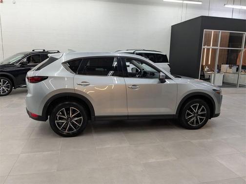 2017 Mazda CX-5 Grand Select