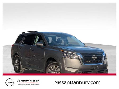 2024 Nissan Pathfinder SV 4WD