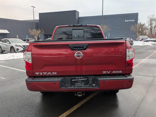 2017 Nissan Titan SV