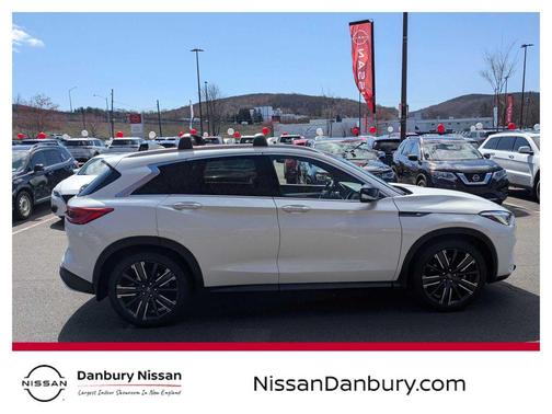 2021 INFINITI QX50 LUXE AWD