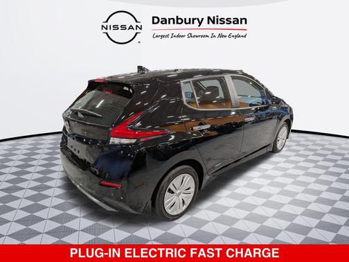 2025 Nissan Leaf S
