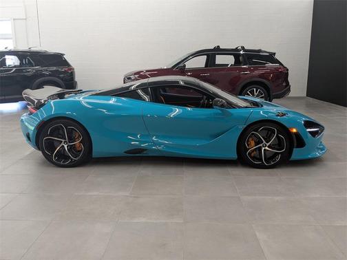 2024 McLaren 750S Coupe