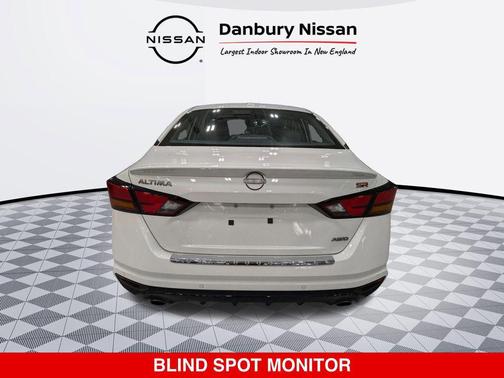 2023 Nissan Altima SR Intelligent AWD