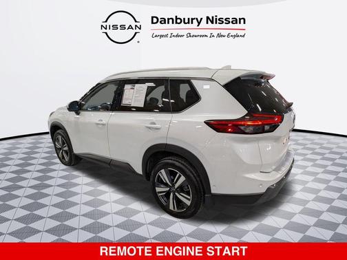 2025 Nissan Rogue SL