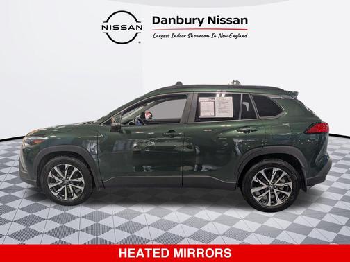 2024 Toyota Corolla Cross XLE