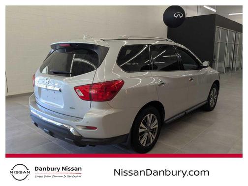 2020 Nissan Pathfinder S 4WD