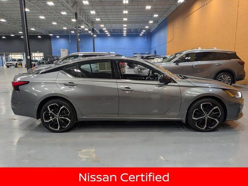 2023 Nissan Altima SR Intelligent AWD