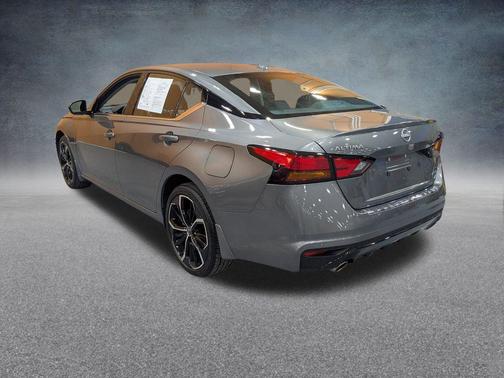 2023 Nissan Altima SR Intelligent AWD