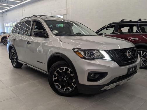 2020 Nissan Pathfinder SL 4WD