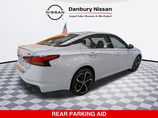 Gray Sky Pearl 2023 Nissan Altima SR Intelligent AWD