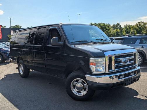 2012 Ford E350 Super Duty XLT