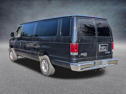 2012 Ford E350 Super Duty XLT