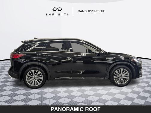2023 INFINITI QX50 LUXE AWD
