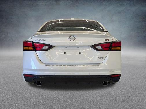 2023 Nissan Altima SR Intelligent AWD