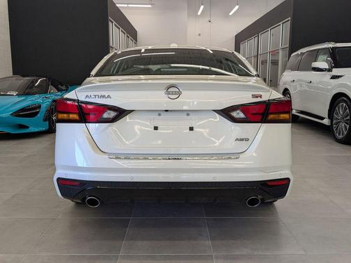 2023 Nissan Altima SR Intelligent AWD
