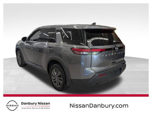 2024 Nissan Pathfinder S 4WD