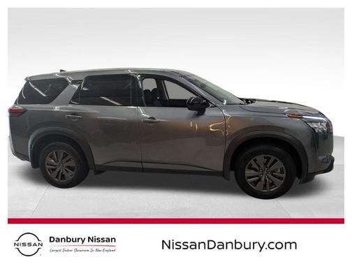 2024 Nissan Pathfinder S 4WD