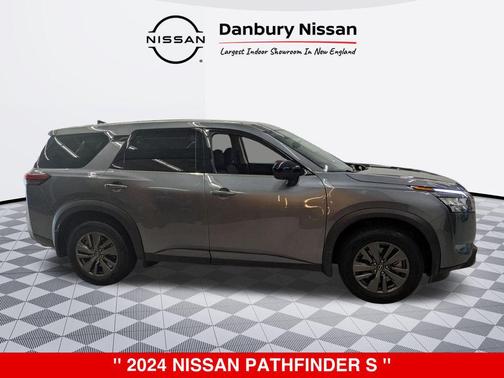 2024 Nissan Pathfinder S 4WD
