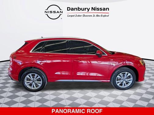 2022 Audi Q3 45 S line Premium