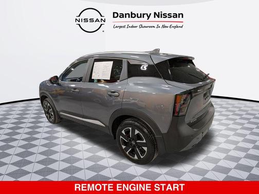 2025 Nissan Kicks SV