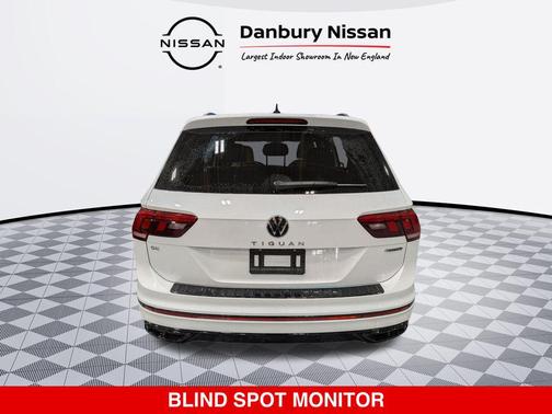 Opal White Pearl 2024 Volkswagen Tiguan 2.0T SE R-Line Black 4MOTION