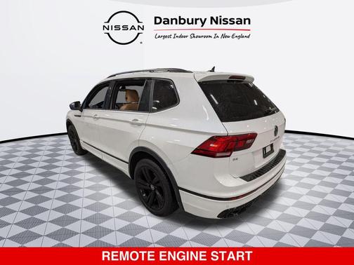 Opal White Pearl 2024 Volkswagen Tiguan 2.0T SE R-Line Black 4MOTION